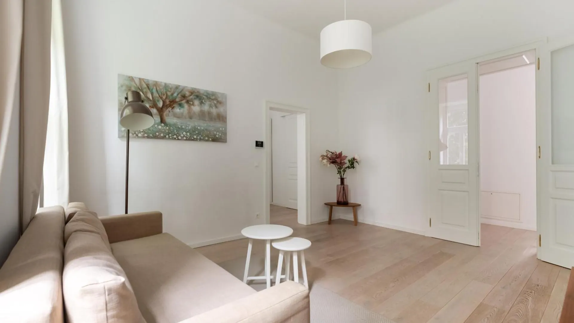 Cozy Apartment In The Charming Cottage Quarter Vienna Austria