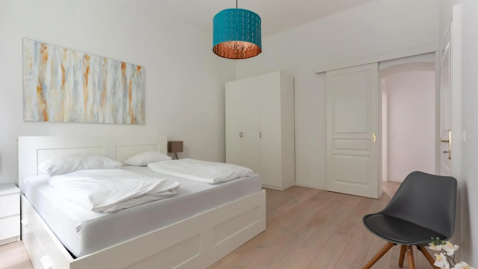 Cozy Apartment In The Charming Cottage Quarter Viyana 0*,  Avusturya